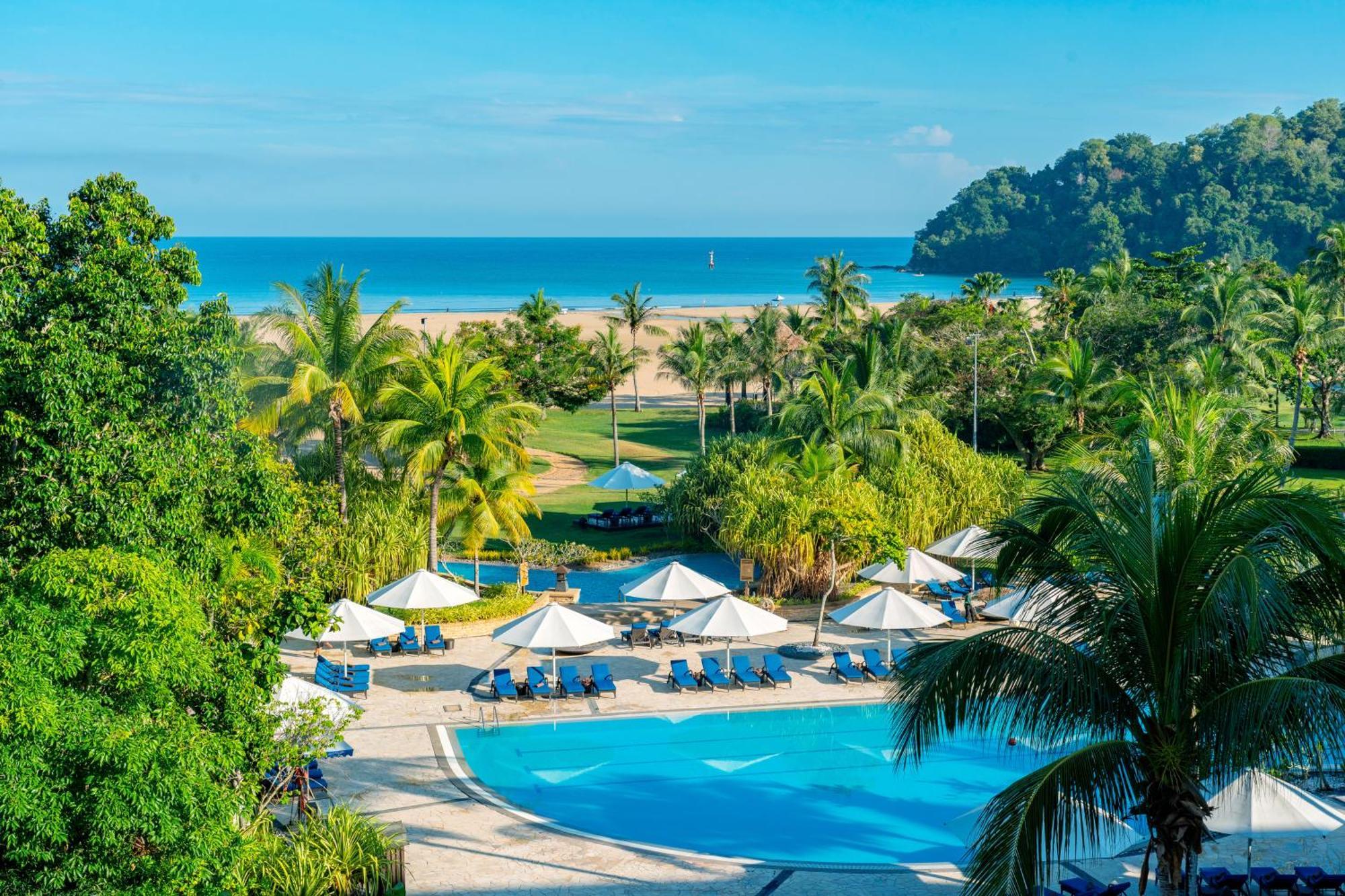 Shangri-La Rasa Ria, Kota Kinabalu Exteriér fotografie The beach at the Langkawi Hilton