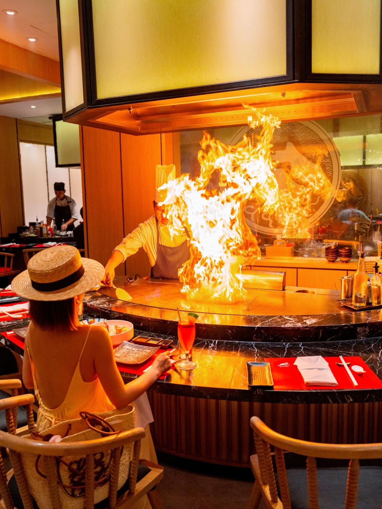Shangri-La Rasa Ria, Kota Kinabalu Exteriér fotografie Teppanyaki cooking